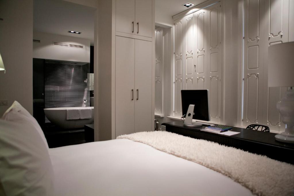 Manna Hotel 4*